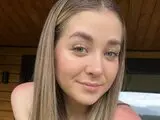 IlonaCabiness shows livesex amateur